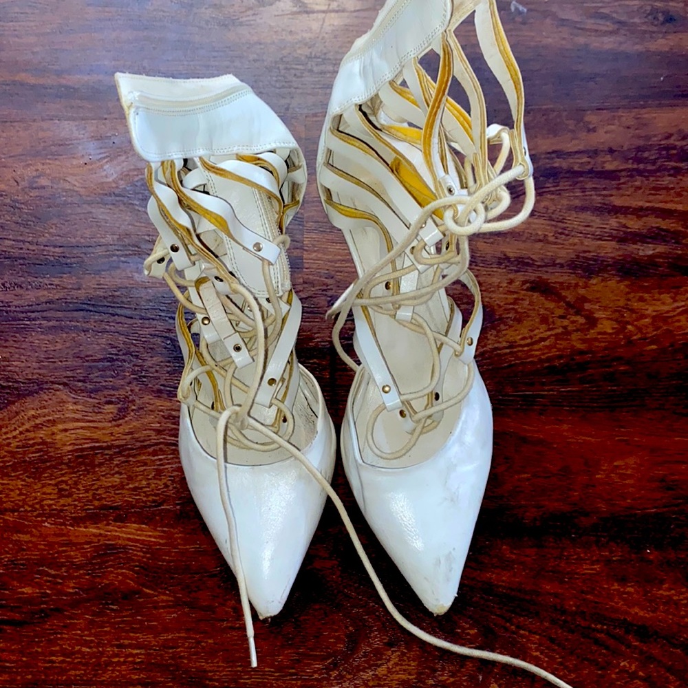 White closed toed tie up